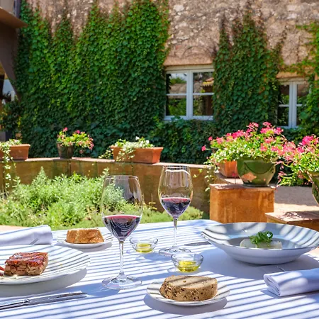 Szálloda Mas La Boella